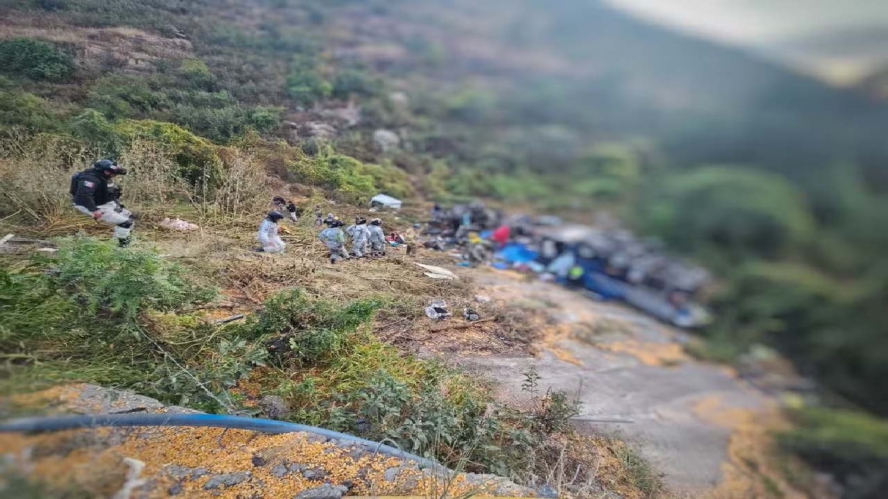 Acidente de ônibus deixa 24 mortos no centro do México