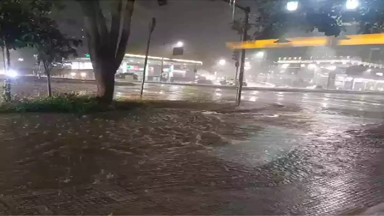 BH registra chuva intensa e extremamente forte na noite deste sábado (26); veja regiões