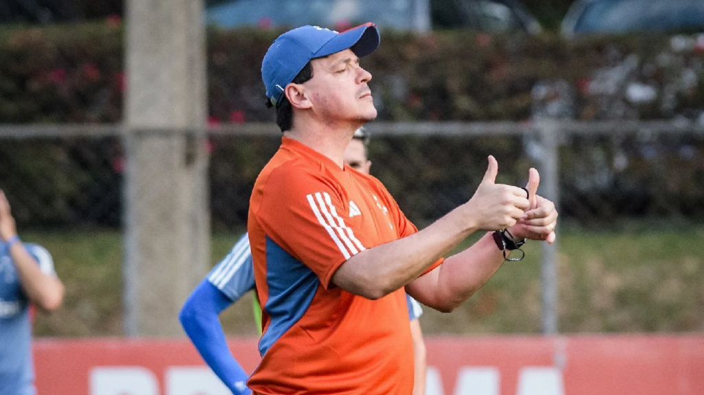 Cruzeiro enfrenta o Bahia nesta sexta após duas semanas sem jogos oficiais