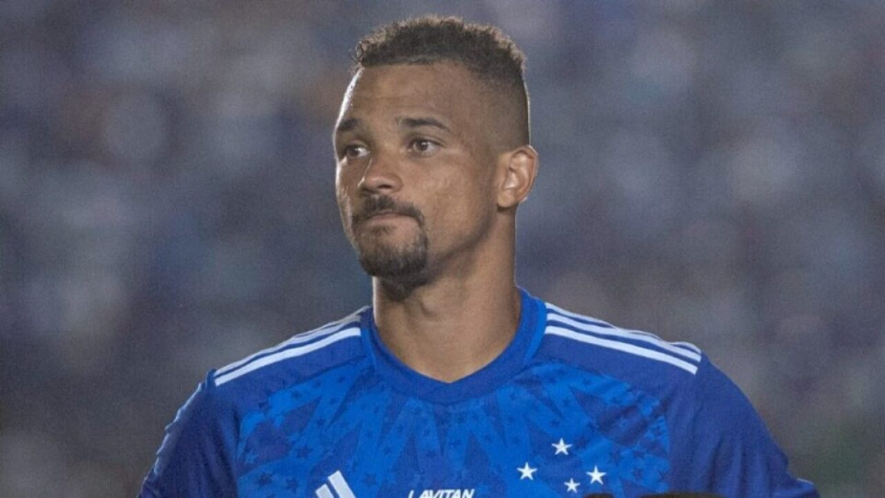 Esposa de Zé Ivaldo causa polêmica ao fazer post para Diniz e internautas reagem