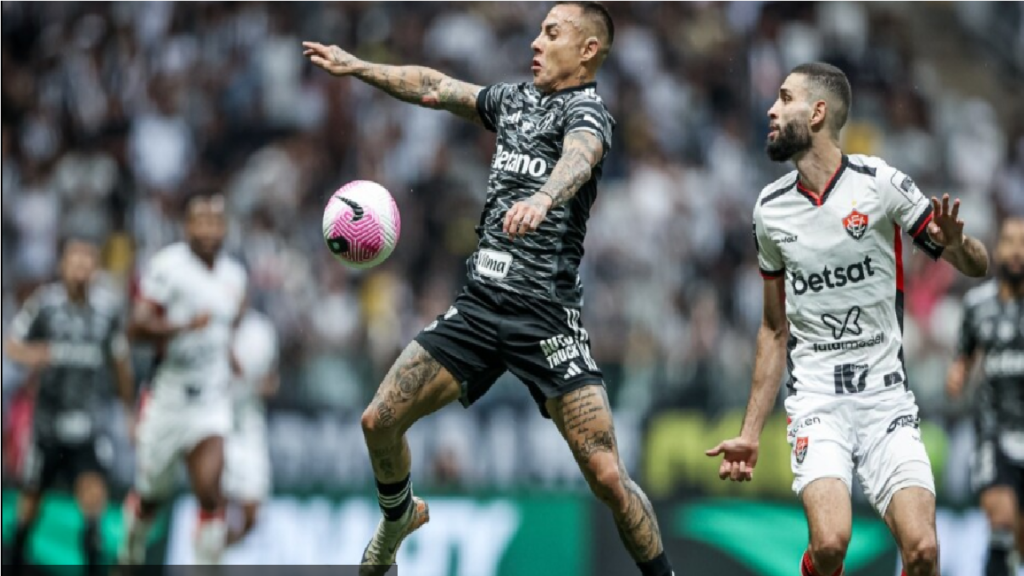 Galo sofre "apagão" e fica no empate com Vitória dentro de casa
