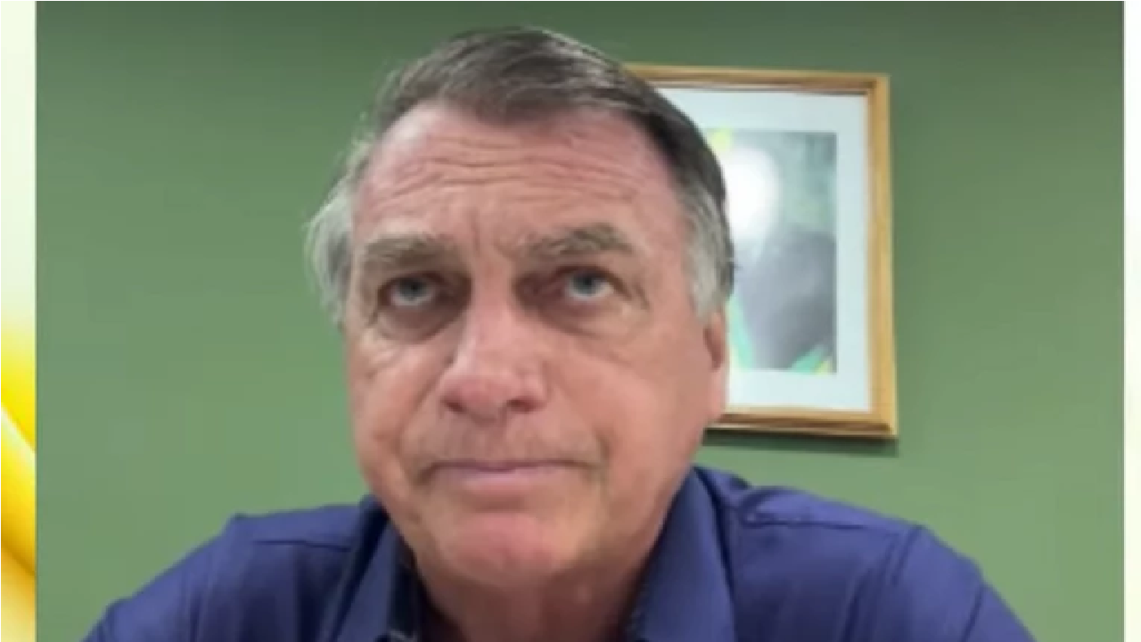 Jair Bolsonaro explica apoio a Davi Alcolumbre para presidir Senado