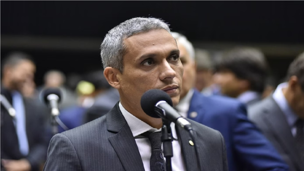STF forma maioria para tornar réu o deputado Gustavo Gayer