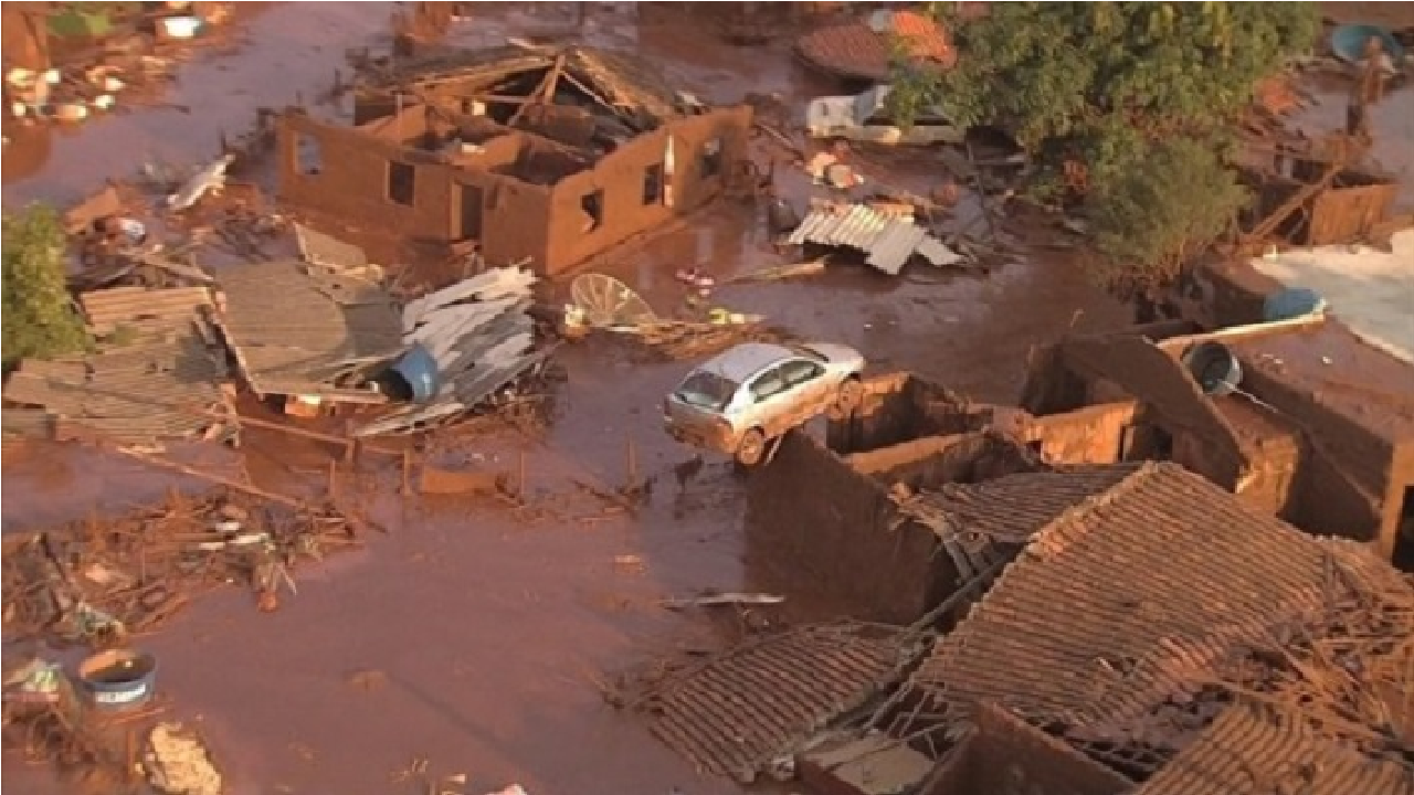 Tragédia de Mariana: 300 mil pessoas serão ressarcidas pelo rompimento da barragem