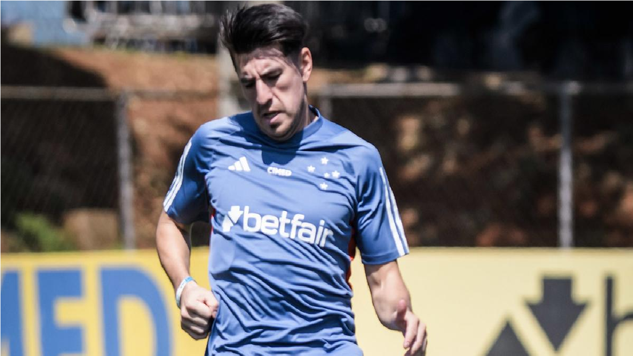 Villalba fala sobre futuro e responde se permanecerá no Cruzeiro