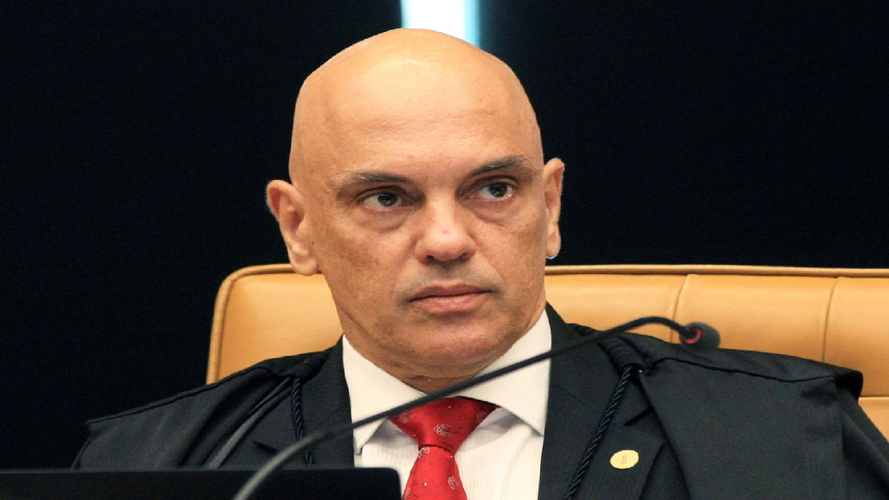 Alexandre de Moraes critica a Meta e reclama de perfis falsos dele na web