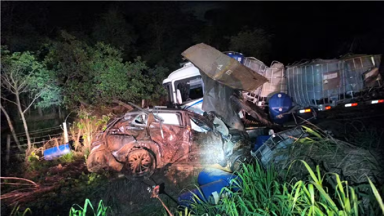 Primeira-dama e vereador eleito de Santa Juliana morrem em acidente na LMG-798 próximo a Uberaba