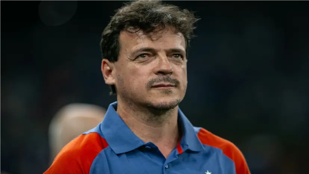 Cruzeiro: Possível escalação e opções de Diniz contra o Flamengo pelo Brasileiro