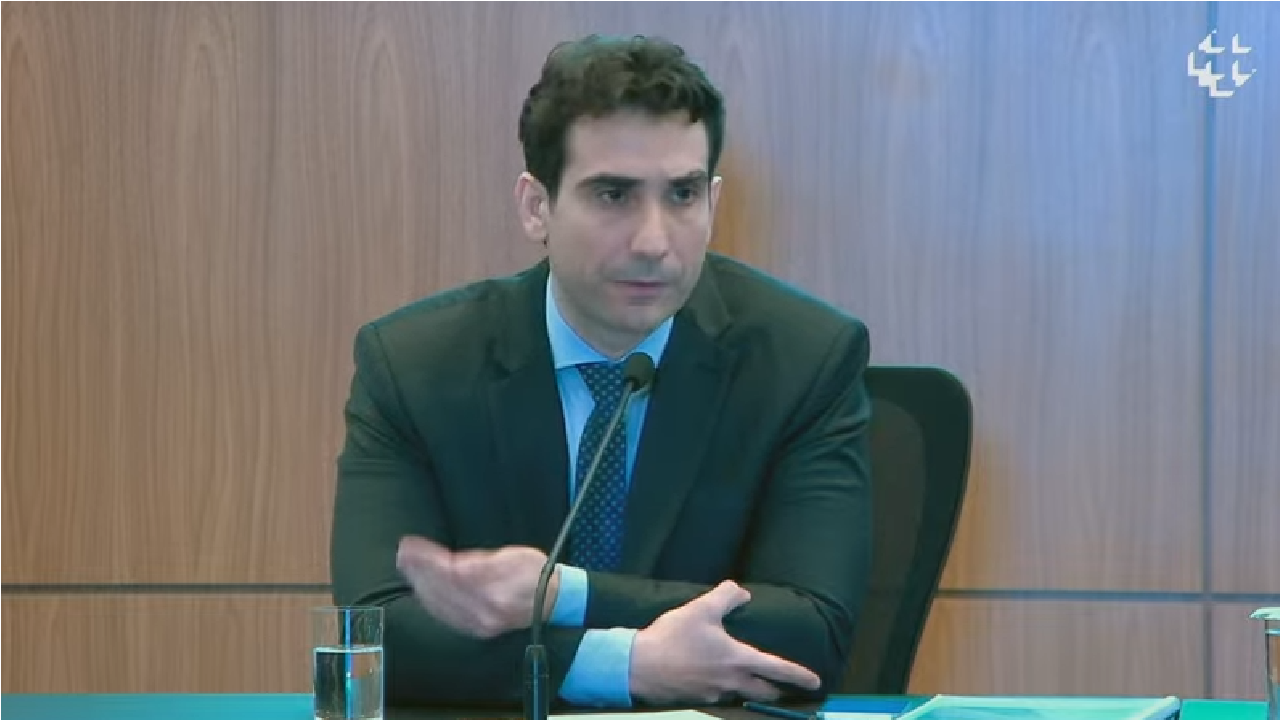 Gabriel Galípolo Defende autonomia do Banco Central e afirma que alta do dólar não é ataque especulativo