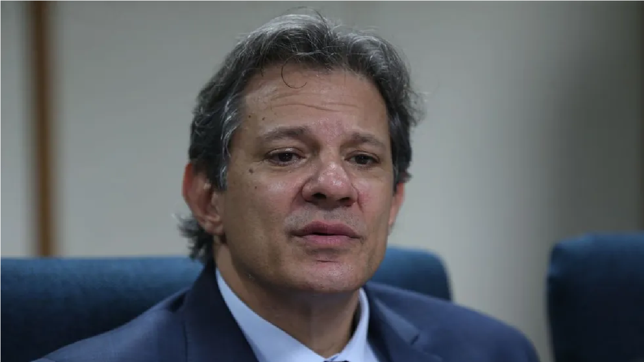 Haddad indica novas medidas de cortes e não descarta ataque especulativo sobre o dólar