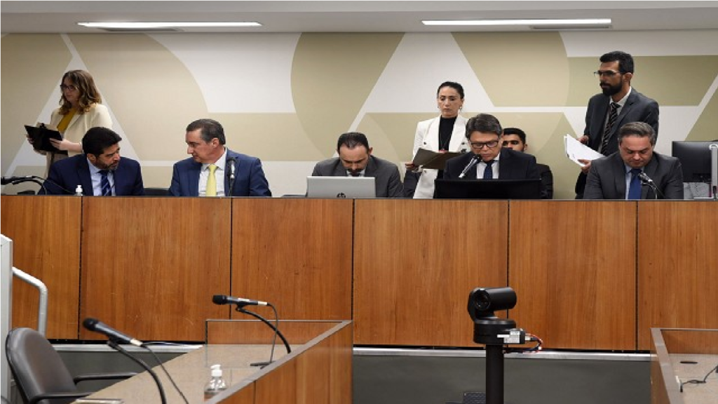 Lei que adia pagamento do IPVA de Minas Gerais para fevereiro é aprovada na ALMG
