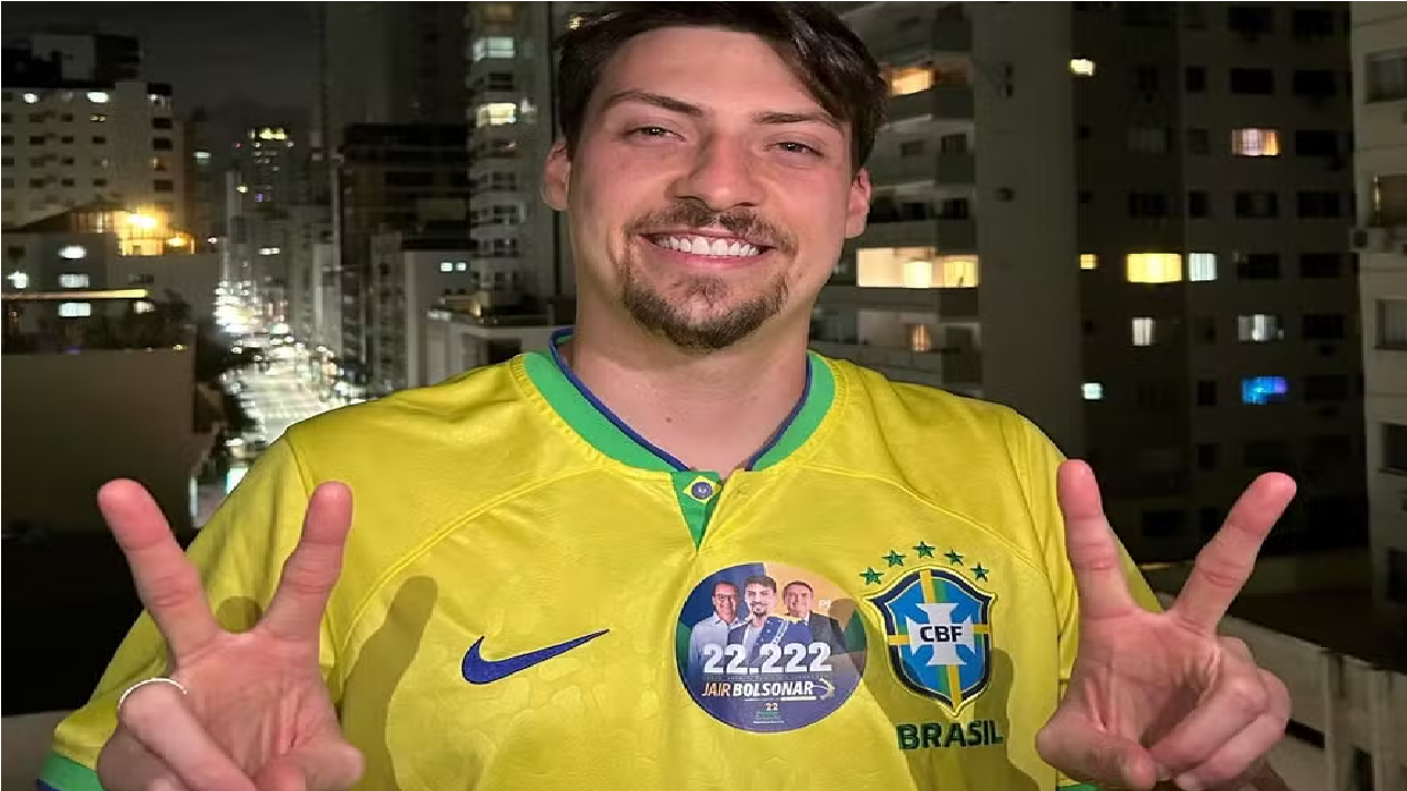 PT entra com pedido de cassação da chapa de Jair Renan Bolsonaro
