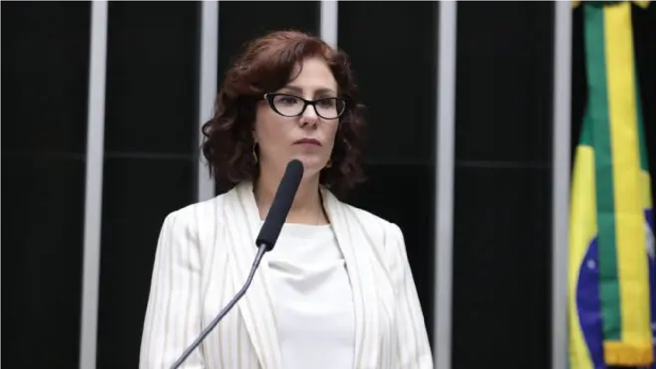 TRE-SP forma maioria para cassar Carla Zambelli e torná-la inelegível