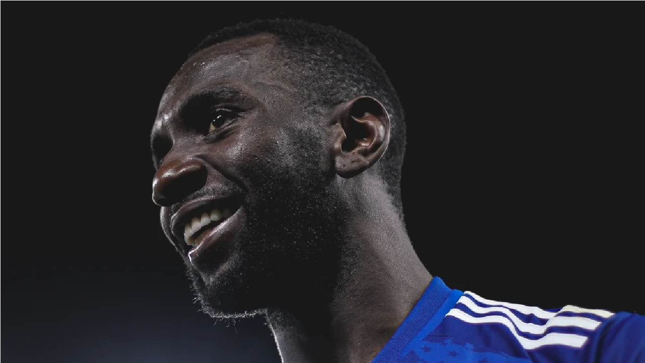 Bolasie manda recado a torcida do Cruzeiro após derrota e agradece apoio: "Suporte incrível"