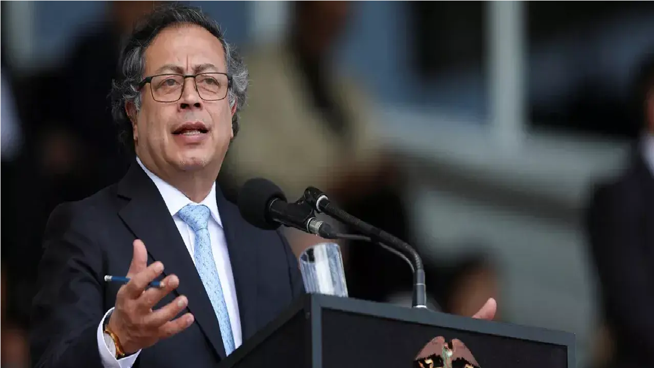Colômbia: Gustavo Petro ordena aumento de tarifa contra importações dos EUA em 25%