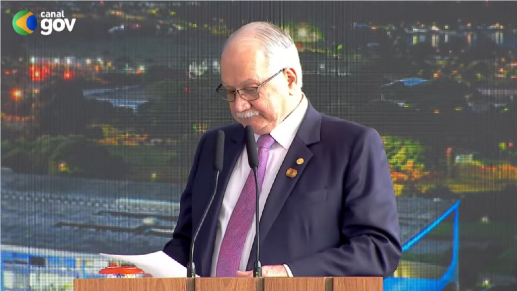 Fachin defende limites na atuação do STF: "Numa democracia, não cabe ao árbitro construir o resultado"