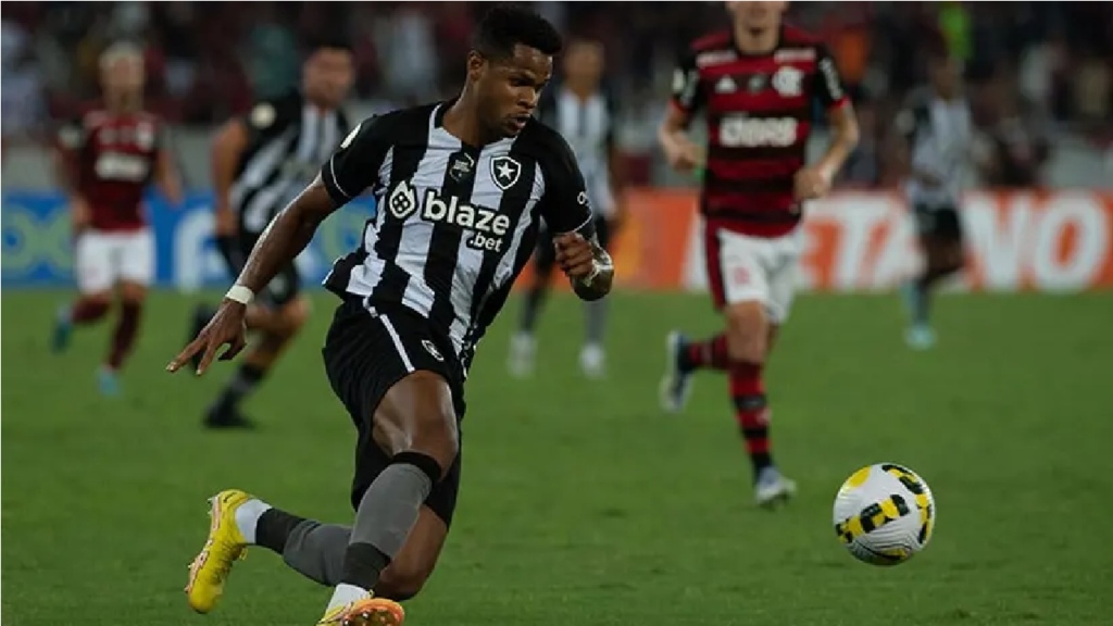Atlético-MG encaminha compra do atacante Júnior Santos, do Botafogo, por R$ 43 milhões